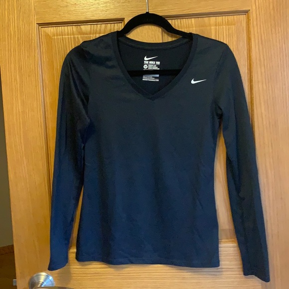 Nike Tops - BOGO Nike long sleeve tee